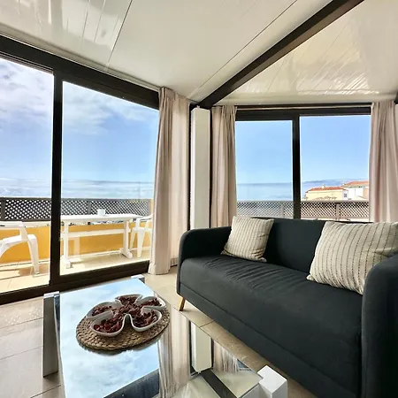 Διαμέρισμα First Line Attic - Adults Only - Πουέρτο Ντε Λα Κρουζ