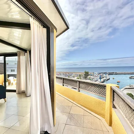 First Line Attic - Adults Only - Πουέρτο Ντε Λα Κρουζ