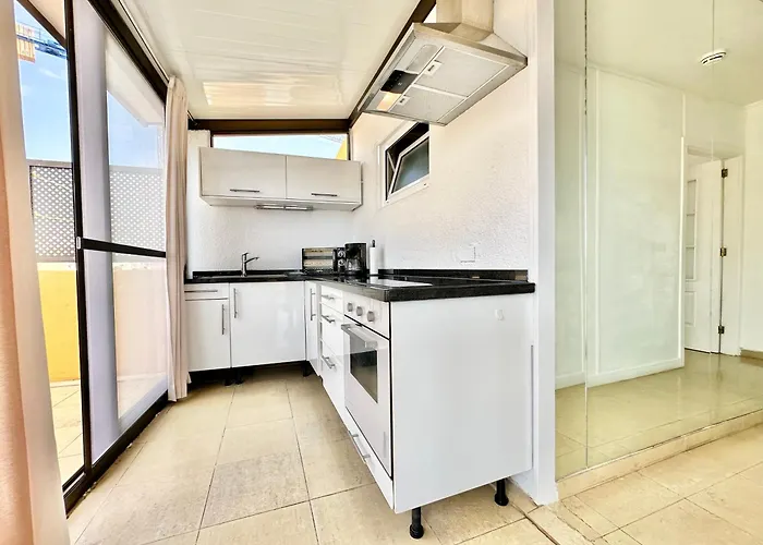 Appartement First Line Attic - Adults Only -