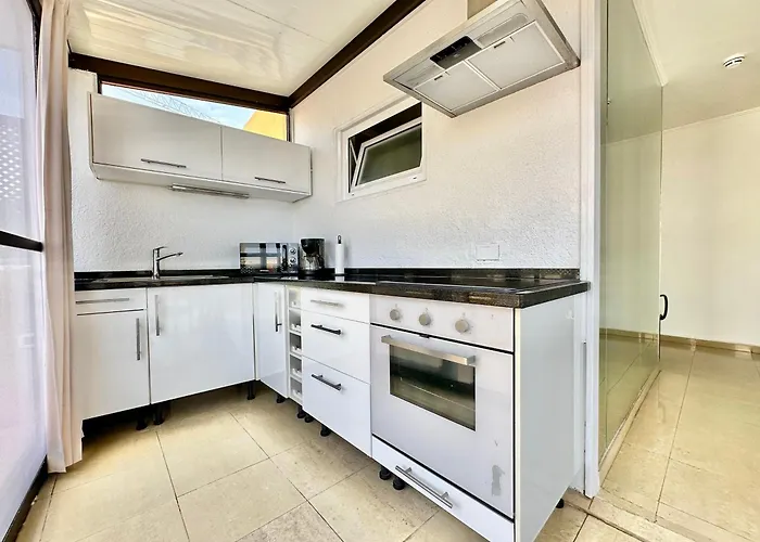 Appartement First Line Attic - Adults Only -