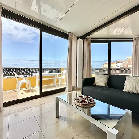 First Line Attic - Adults Only - Puerto de la Cruz (Tenerife)