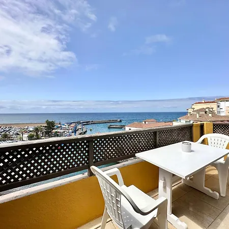 First Line Attic - Adults Only - Apartament