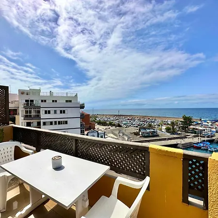 First Line Attic - Adults Only - Apartament