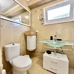 First Line Attic - Adults Only - Apartament